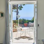 To Be Sea View 3* كابري