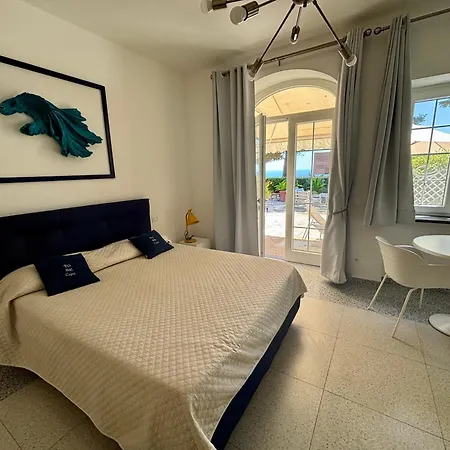 To Be Sea View 4*