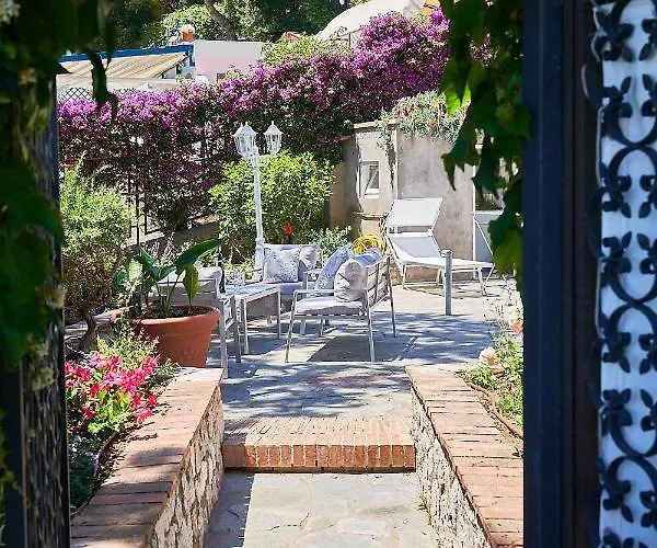 To Be Sea View 3* Capri